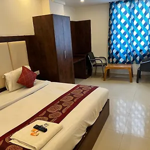 **** Hotel Tej Palace Near Igi Airport Delhi Inde