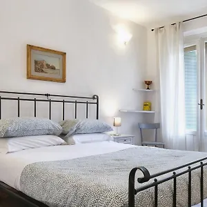 https://wine-apartments-florence-montepulciano.it-tuscanyhotel.com