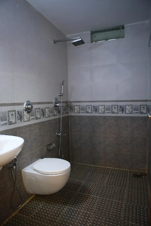 Hotel Anna Residency Nedumbassery